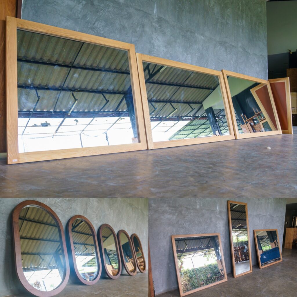 กระจกกรอบไม้และไม้กรอบกระจก ผลิตจากไม้สักเก่าและไม้โอ๊ค โดยโรงงานเฟอร์นิเจอร์ไม้