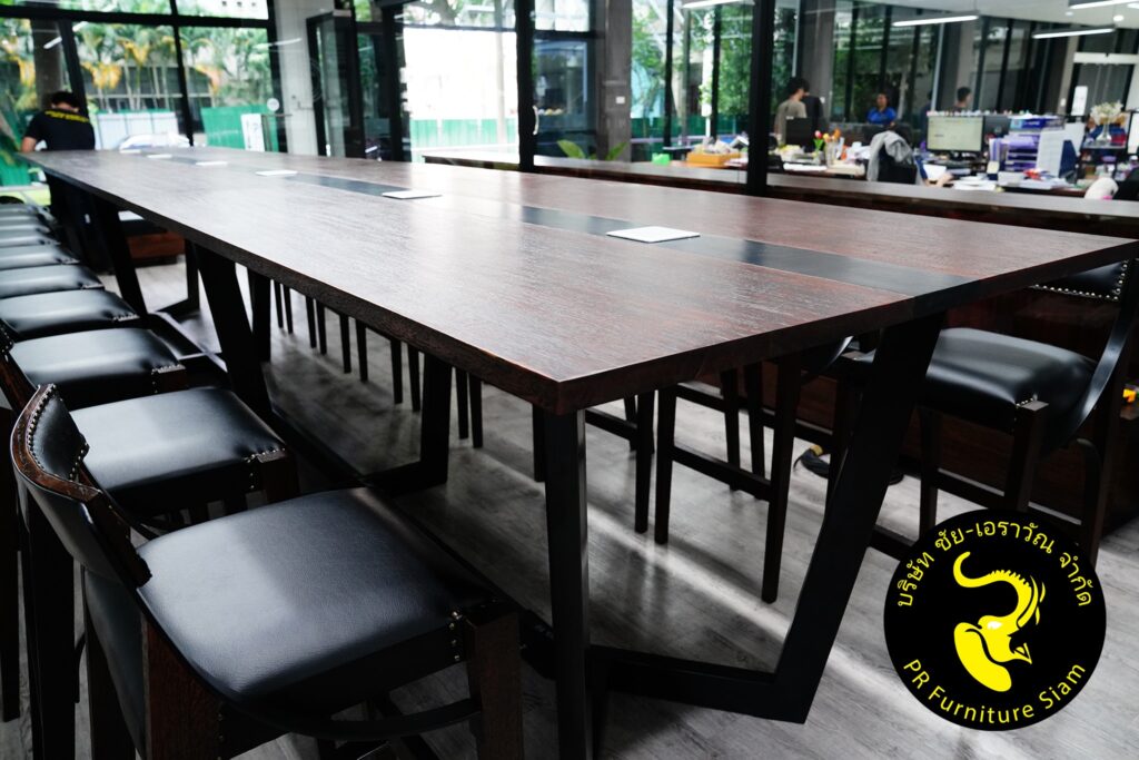 โต๊ะประชุมไม้สัก 20 ที่นั่ง ติดตั้งโดยทีมช่างมืออาชีพ