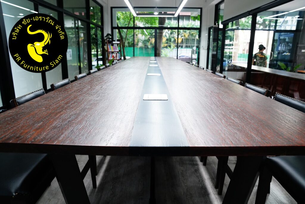 ดีไซน์โต๊ะประชุมไม้เนื้อแข็งขาเหล็กกล่อง เรียบหรูและแข็งแรง