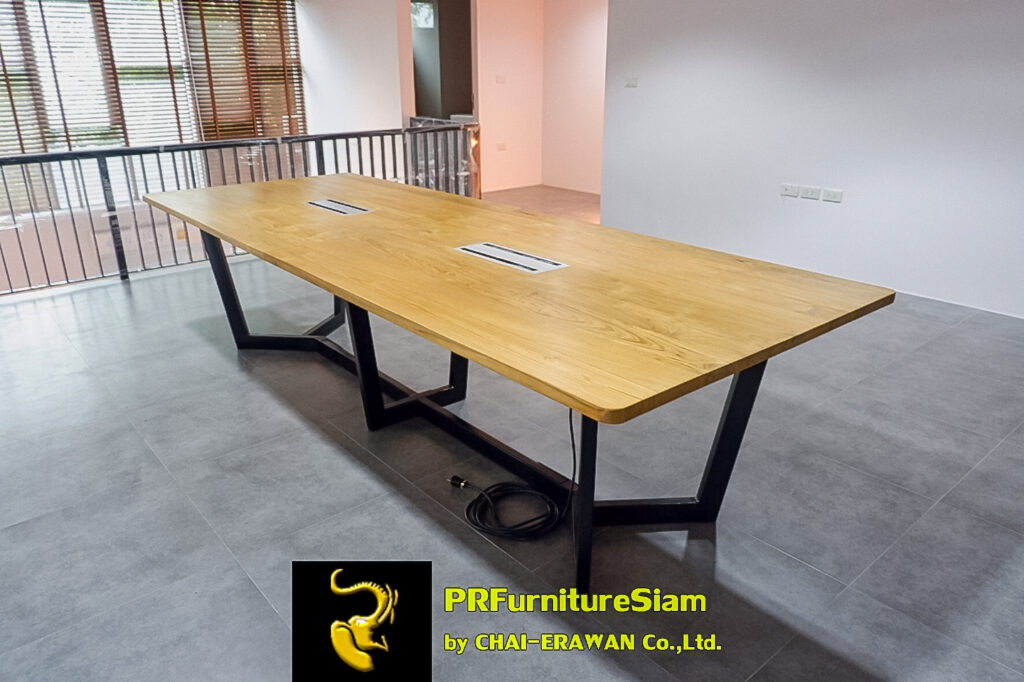 โต๊ะประชุมไม้สักขาเหล็กกล่อง 2 ชุด พร้อมบริการติดตั้งทั่วประเทศ