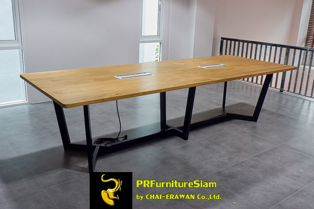 โต๊ะประชุมไม้สักขาเหล็กกล่อง พร้อมดีไซน์ทันสมัย แข็งแรง ทนทาน