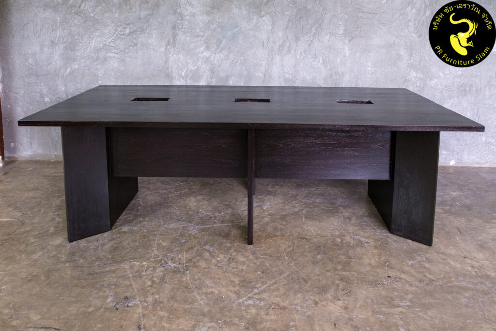 โต๊ะประชุมไม้สัก พร้อมติดตั้งระบบไฟครบชุด รองรับทุกการใช้งาน