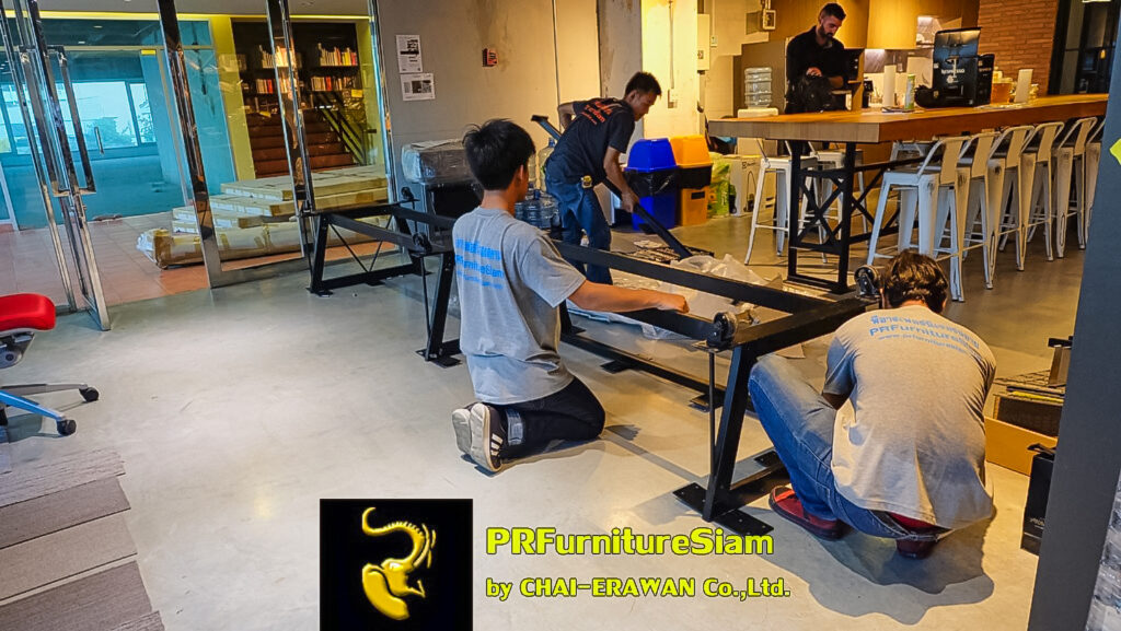 โต๊ะประชุมไม้สักขาเหล็ก สั่งทำพิเศษ ติดตั้งให้ บริษัท โจนส์ แลง ลาซาลล์ จำกัด